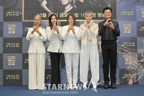 골든걸스의 인순이, 박미경, 신효범, 이은미와 프로듀서 박진영/사진=KBS