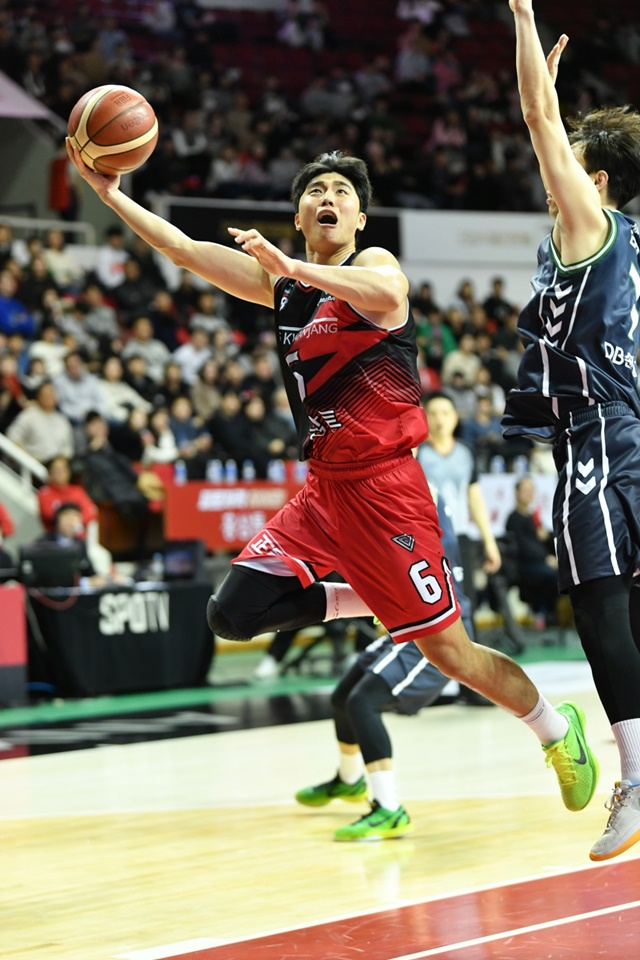 박지훈(왼쪽). /사진=KBL 제공