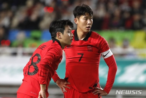 이강인(왼쪽)과 손흥민. /사진=뉴시스