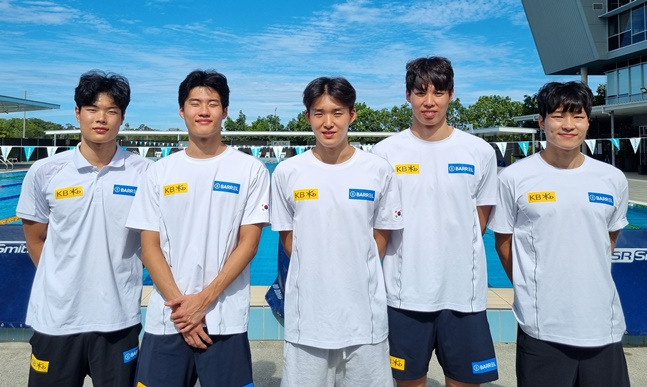 왼쪽부터 이호준, 황선우, 김우민, 양재훈, 이유연. /사진=올댓스포츠