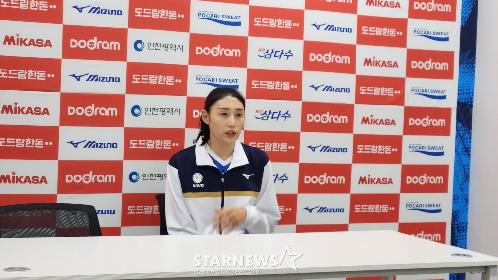 27일 올스타전 후 기자회견에 참석한 김연경. /사진=안호근 기자