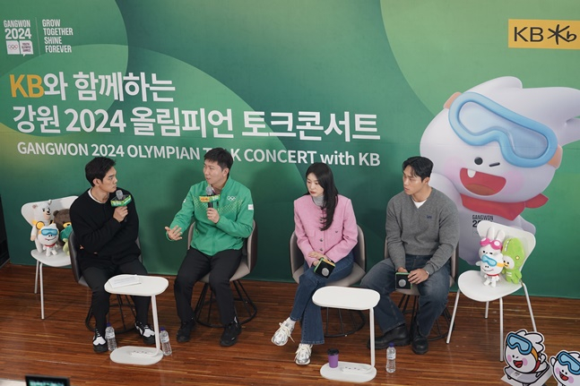 왼쪽부터 박재민 홍보대사, 유승민 IOC 선수위원, 김연아 홍보대사, 윤성빈 홍보대사. /사진=2018평창기념재단