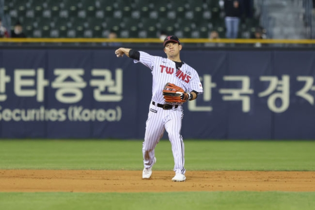 지난해 유격수로 출전한 김민성. /사진=LG 트윈스
