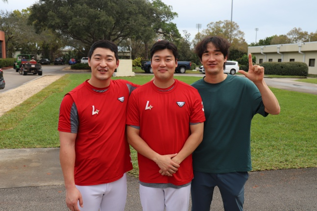 왼쪽부터 하재훈, 박대온, 박종훈. /사진=SSG 랜더스