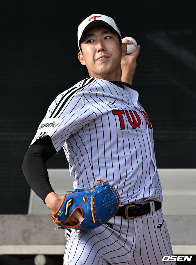 LG 손주영.