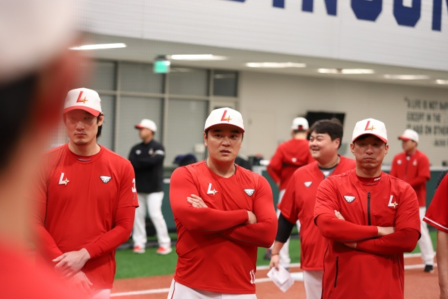 추신수(가운데). /사진=SSG 랜더스