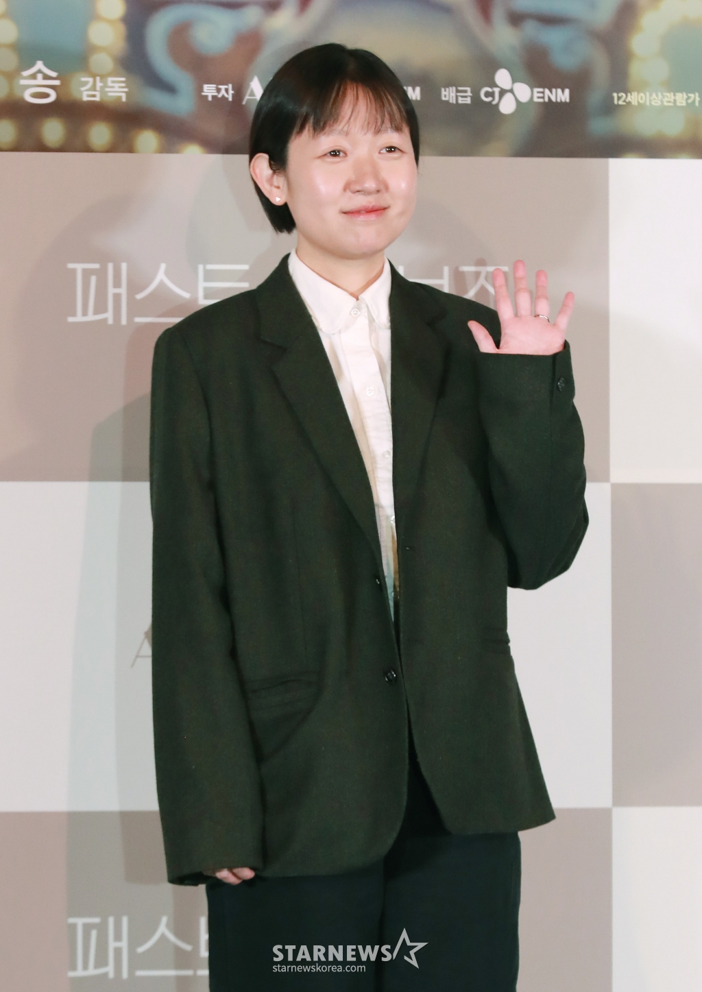 셀린 송 감독이 28일 오후 서울 CGV용산아이파크몰에서 진행된 영화 '패스트 라이브즈'(감독 셀린 송) 언론시사회 및 기자간담회에 참석해 포즈를 취하고 있다. /2024.02.28 /사진=이동훈
