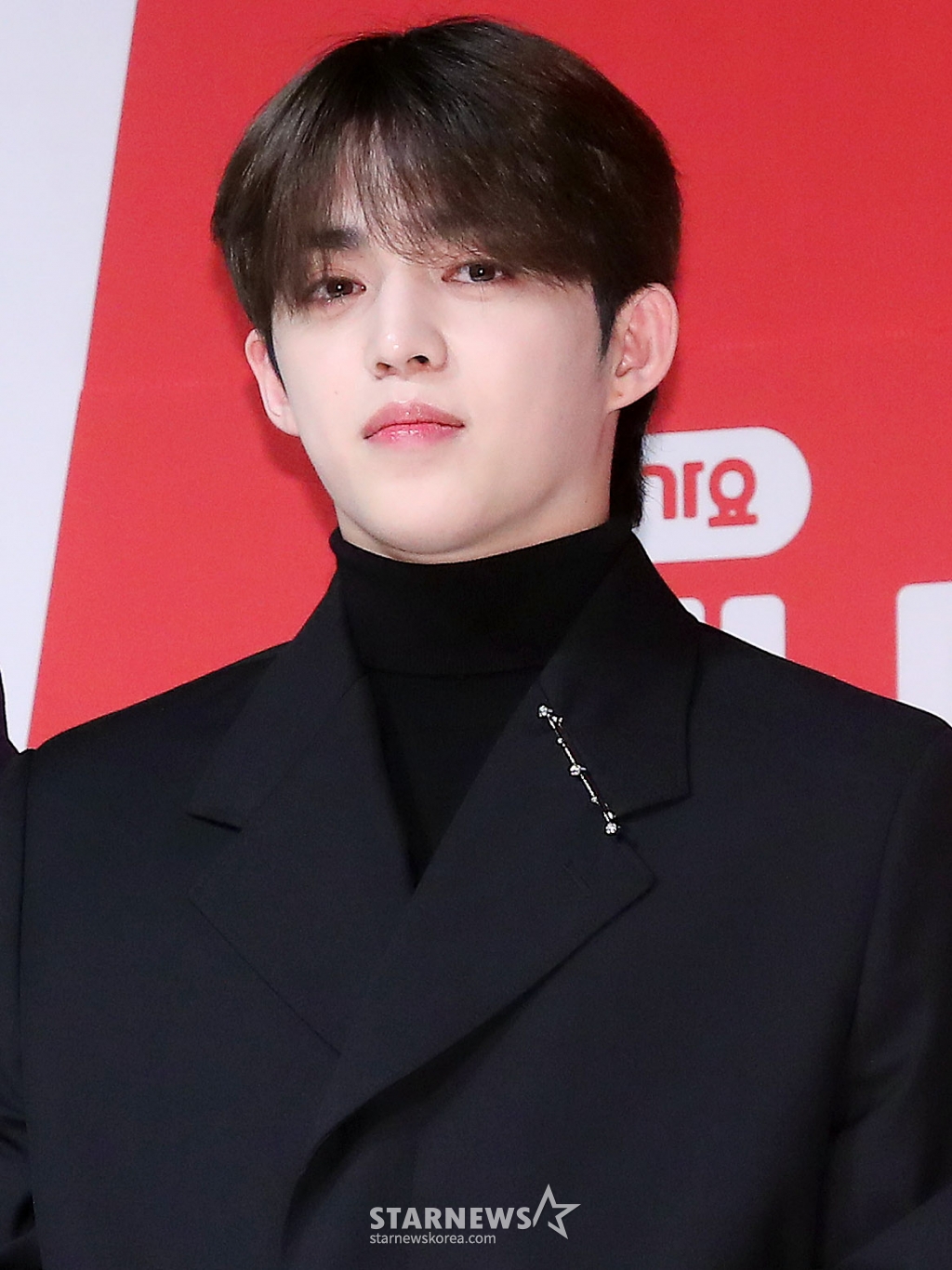 그룹 세븐틴 에스쿱스가 3일 오후 서울 강남구 논현동 엘리에나호텔에서 진행된 tvN 예능 '나나투어 with 세븐틴' 제작발표회에 참석해 포즈를 취하고 있다. '나나투어 with 세븐틴'은, 가이드로 재취업한 여행 예능 20년 차 베테랑 'NA이드'(나영석 PD)와 함께 여름의 이탈리아로 떠난 데뷔 9년 차 세븐틴의 진한 '우정 여행기'를 담은 버라이어티 예능 프로그램이다. 오는 5일 첫 방송. 2024.01.03 /사진=김창현