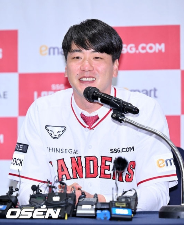 2022년 당시 김광현이 메이저리그에서 SSG로 복귀한 소감을 밝히고 있다.