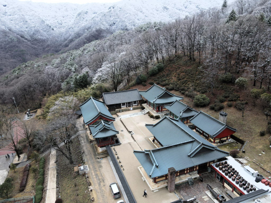 칠불사 전경_길지혜 작가 촬영