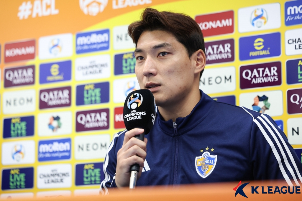 2023~2024시즌 아시아축구연맹(AFC) 아시아챔피언스리그(ACL) 반포레 고후와 16강 2차전 경기가 끝난 뒤 기자회견에서 취재진 질문에 답하는 주민규. /사진제공=한국프로축구연맹
