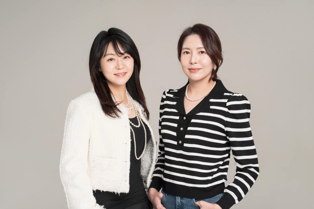이은영 대표(왼쪽), 이규원 이사