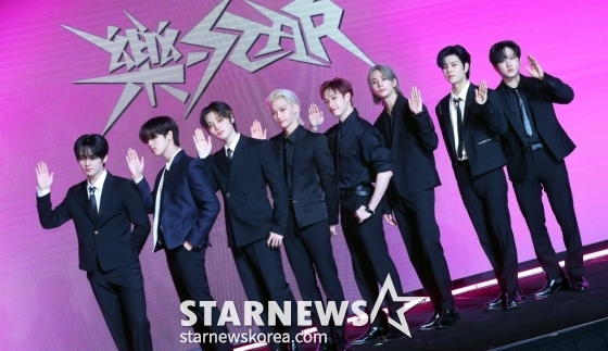 그룹 스트레이 키즈(Stray Kids)가 10일 오전 서울 영등포구 여의도동 콘래드 서울에서 진행된 새 미니 앨범 '樂-STAR'(락스타) 발매 기념 쇼케이스에 참석해 포즈를 취하고 있다. /사진=김창현
