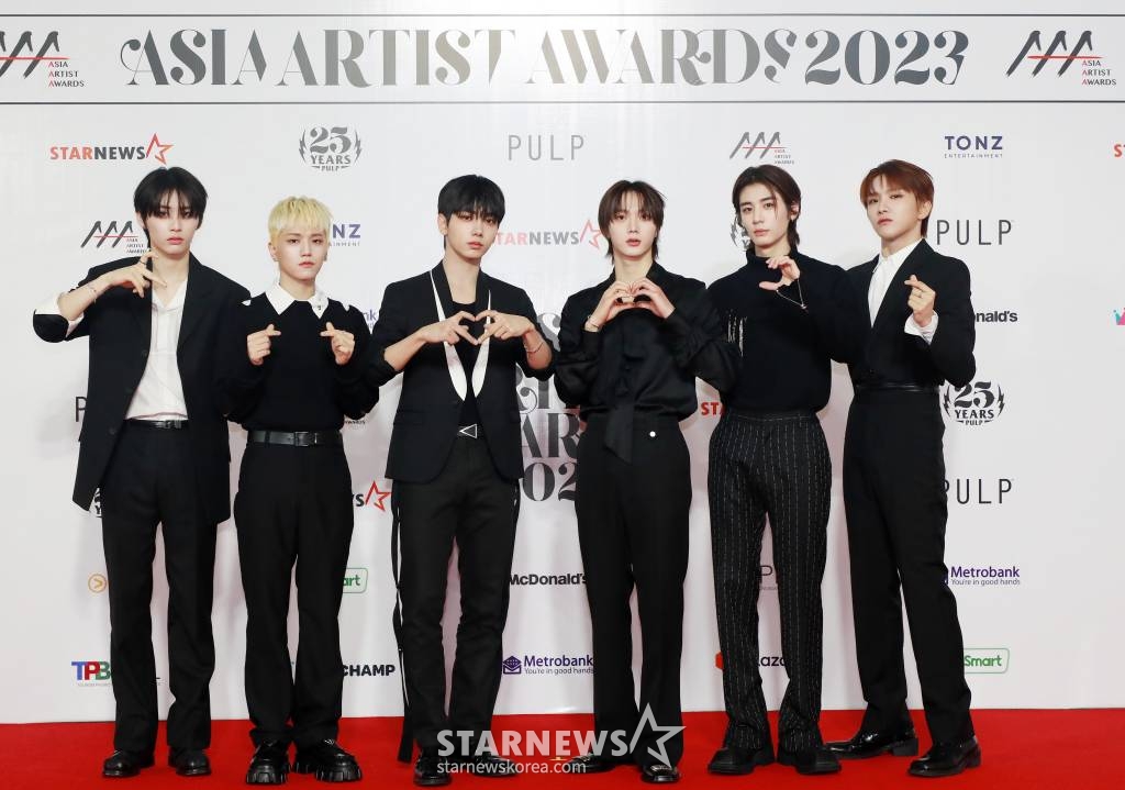 그룹 보이넥스트도어가 14일 필리핀 아레나에서 열린 '2023 아시아 아티스트 어워즈 인 필리핀'(2023 Asia Artist Awards IN THE PHILIPPINES, 이하 '2023 AAA')에서 멋진 무대를 선보이고 있다. '2023 AAA'는 스타뉴스가 주최하고 Asia Artist Awards 조직위원회, TONZ 엔터테인먼트, PULP Live World가 공동 주관한다. 그룹 아이브(IVE) 장원영, 가수 강다니엘, 그룹 제로베이스원 성한빈이 MC를 맡았다. /사진=이동훈