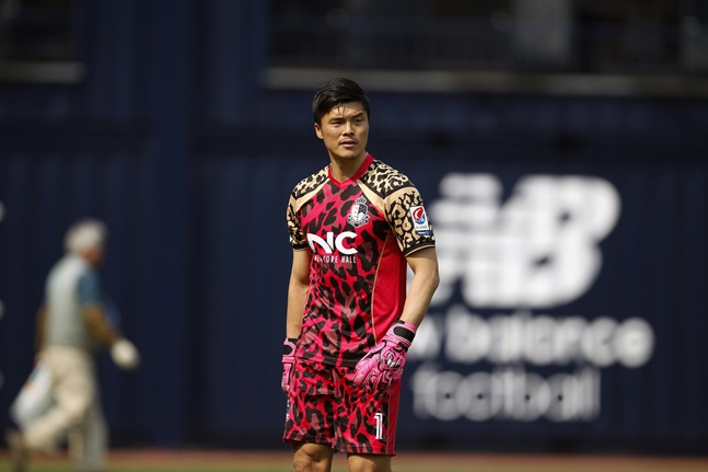 서울 이랜드 시절의 김영광. /사진=서울 이랜드 FC
