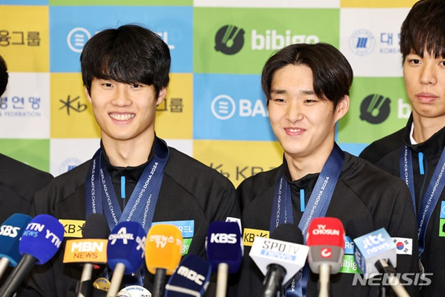 황선우(왼쪽)와 김선우. /사진=뉴시스 제공