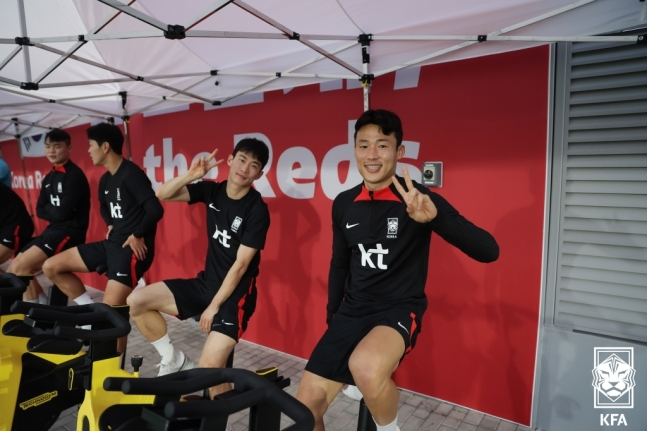 손준호(오른쪽). /사진=KFA