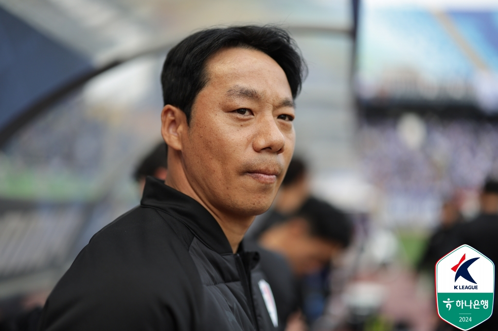염기훈 수원 삼성 감독. /사진제공=한국프로축구연맹