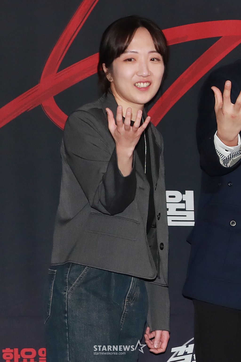 김학영 PD가 16일 오후 서울 마포구 상암동 스탠포드호텔에서 진행된 JTBC 예능 '걸스 온 파이어' 제작발표회에 참석해 포즈를 취하고 있다. 'NEW K-POP'을 제안할 여성 보컬 그룹 결성 오디션 프로그램 '걸스 온 파이어'는 오늘(16일) 첫 방송된다. /2024.04.16 /사진=이동훈