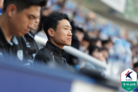 최원권 감독. /사진제공=한국프로축구연맹