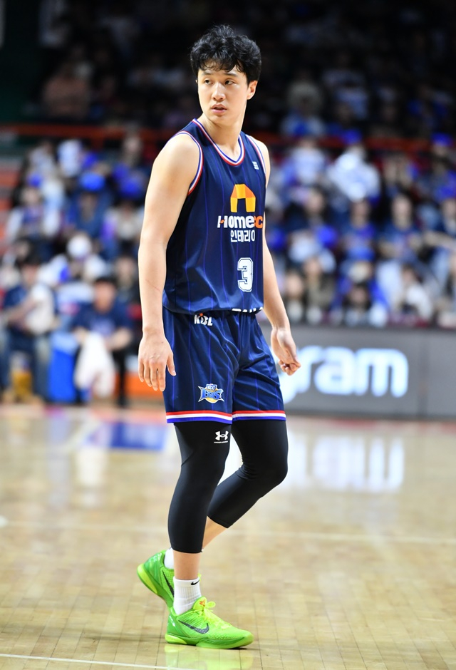 부산 KCC의 허웅. /사진=KBL 제공
