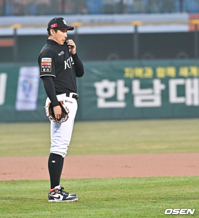KT 황재균.