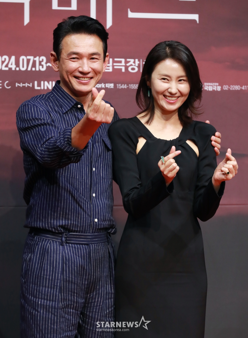 배우 황정민, 김소진이 10일 오후 서울 국립극장에서 진행된 연극 '맥베스' 제작발표회에 참석해 포즈를 취하고 있다. /2024.05.10 /사진=이동훈