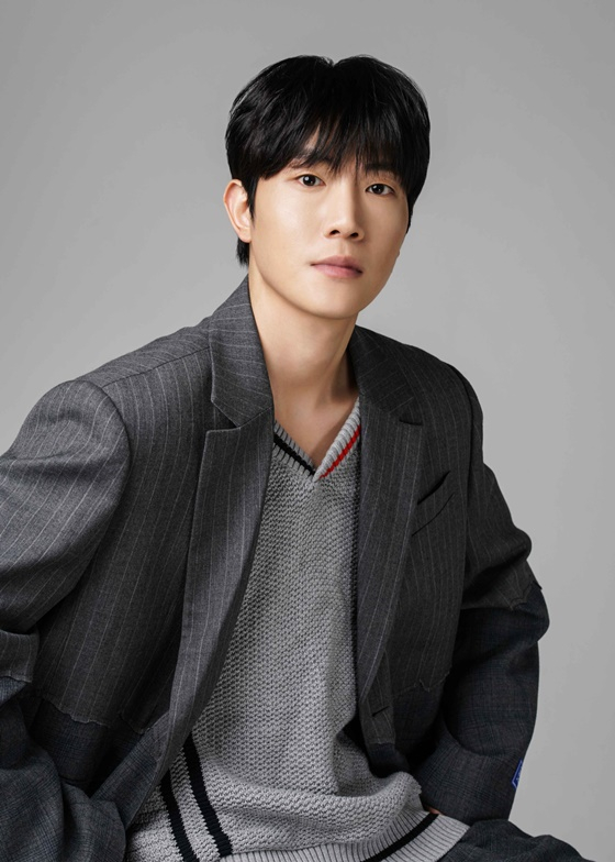 배우 이강민/사진=씨엘엔컴퍼니
