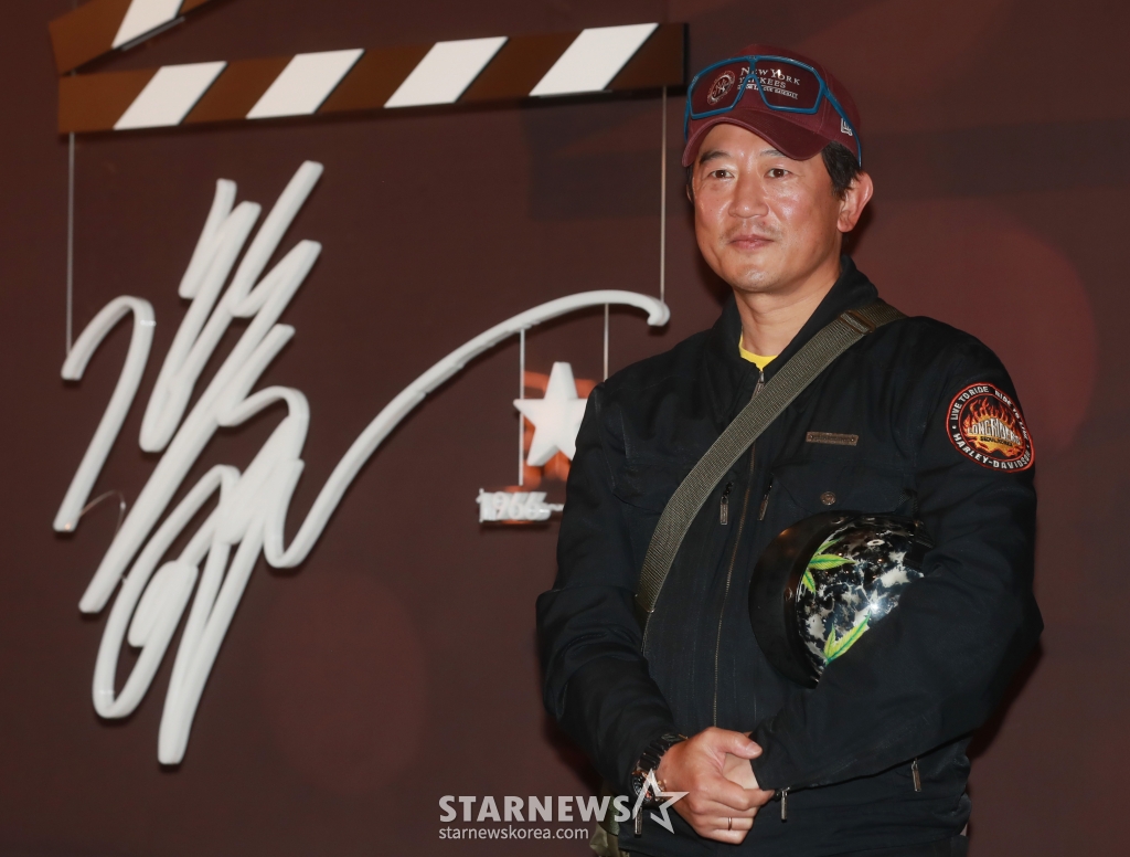 배우 박상민이 7일 오후 서울 메가박스 성수에서 진행된 강수연 추모전 '영화롭게 오랫동안'에 참석해 포즈를 취하고 있다. /2023.05.07 /사진=이동훈 기자