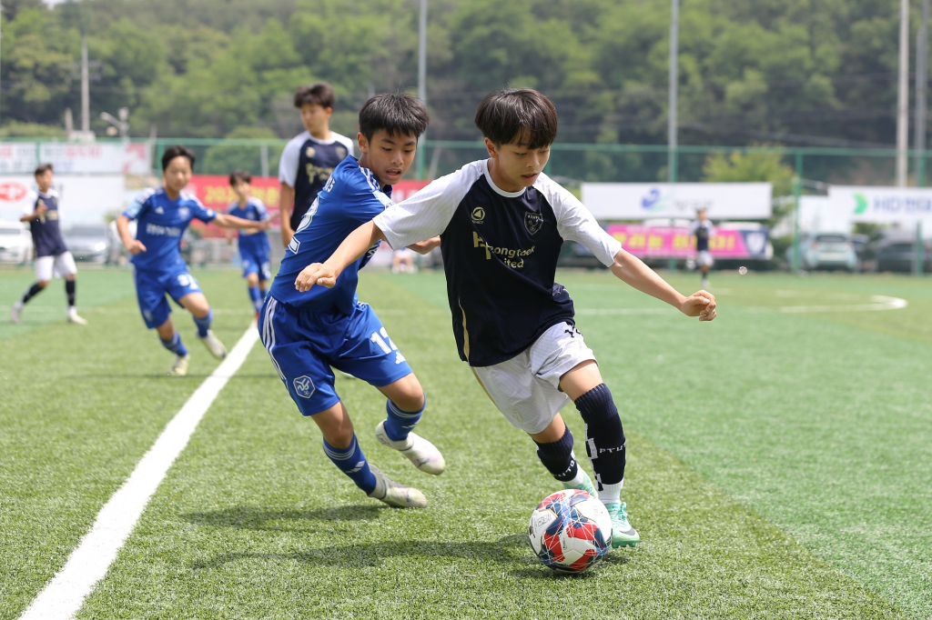 '2024 청춘양구 중학교 1학년 축구 페스티벌' 2일 차 경기가 지난 7일 양구종합운동장, 양구 B구장, 양구 C구장, 구암리 축구장에서 진행됐다. /사진=리본코퍼레이션랩 제공