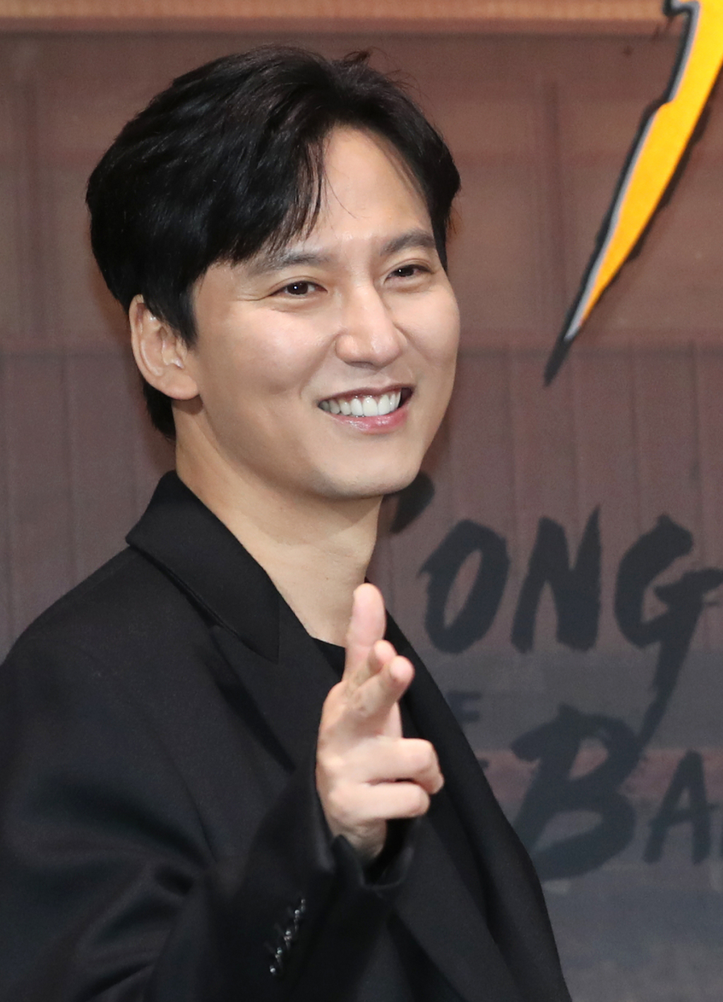 (서울=뉴스1) 권현진 기자 = 배우 김남길이 19일 오전 서울 중구 앰배서더 서울 풀만 호텔에서 진행된 넷플릭스 오리지널 시리즈 '도적: 칼의 소리' 제작보고회에서 포즈를 취하고 있다. '도적: 칼의 소리'는 1920년 중국의 땅, 일본의 돈, 조선의 사람이 모여든 무법천지의 땅 간도에서 소중한 사람들과 삶의 터전을 지키기 위해 하나 된 이들이 벌이는 액션 활극이다. 2023.9.19/뉴스1 Copyright (C) 뉴스1. All rights reserved. 무단 전재 및 재배포, AI학습 이용 금지. /사진=(서울=뉴스1) 권현진 기자