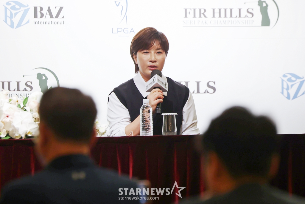 (서울=뉴스1) 민경석 기자 = 박세리 전 여자 골프 국가대표팀 감독이 19일 오전 서울 중구 웨스틴조선호텔에서 열린 '퍼힐스 박세리 챔피언십(FIR HILLS SERI PAK Championship)' 기자간담회에서 소감을 밝히고 있다. 퍼힐 박세리 챔피언십은 오는 3월 21일(현지시간)부터 나흘간 캘리포니아 팔로스버디스의 팔로스버디스 골프클럽에서 총상금 200만 달러 규모로 개최된다. 미국여자프로골프(LPGA) 투어에서 한국 선수 이름을 건 대회가 열리는 건 LPGA 역사상 처음이다. 2024.2.19/뉴스1 Copyrig /사진=(서울=뉴스1) 민경석 기자