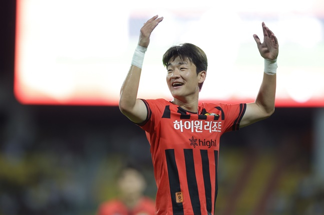 강원 이상헌. /사진=한국프로축구연맹