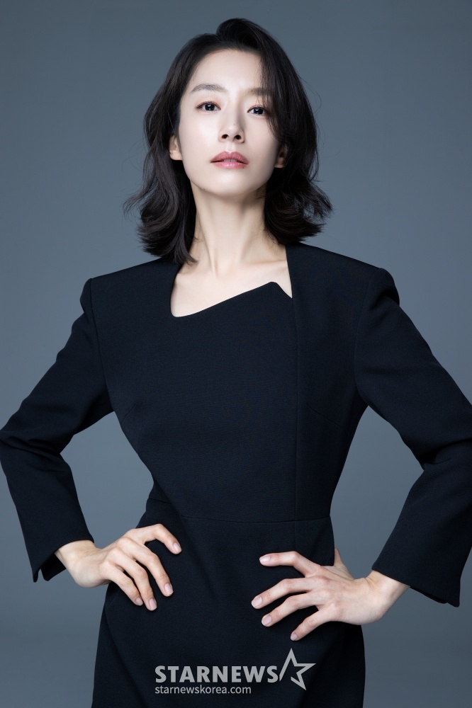 ENA 드라마 '크래시'의 배우 곽선영이 21일 진행된 종영 인터뷰를 위해 포즈를 취하고 있다. /사진제공=자이언엔터테인먼트 2024.06.21 /사진=이동훈