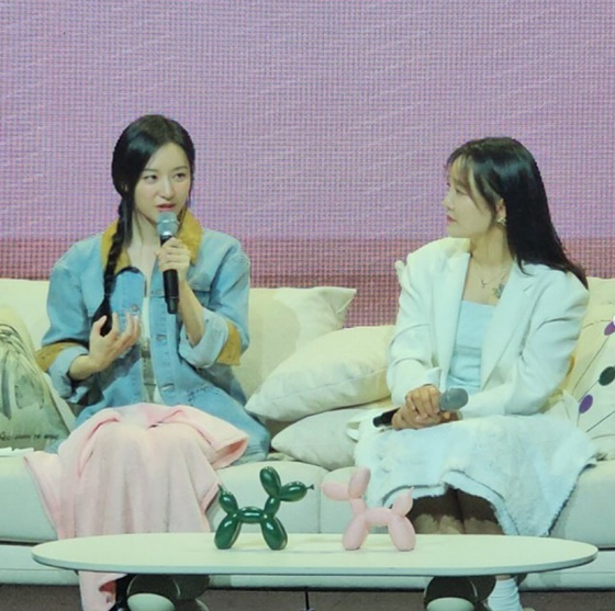 김지원, 윤하/사진=윤하