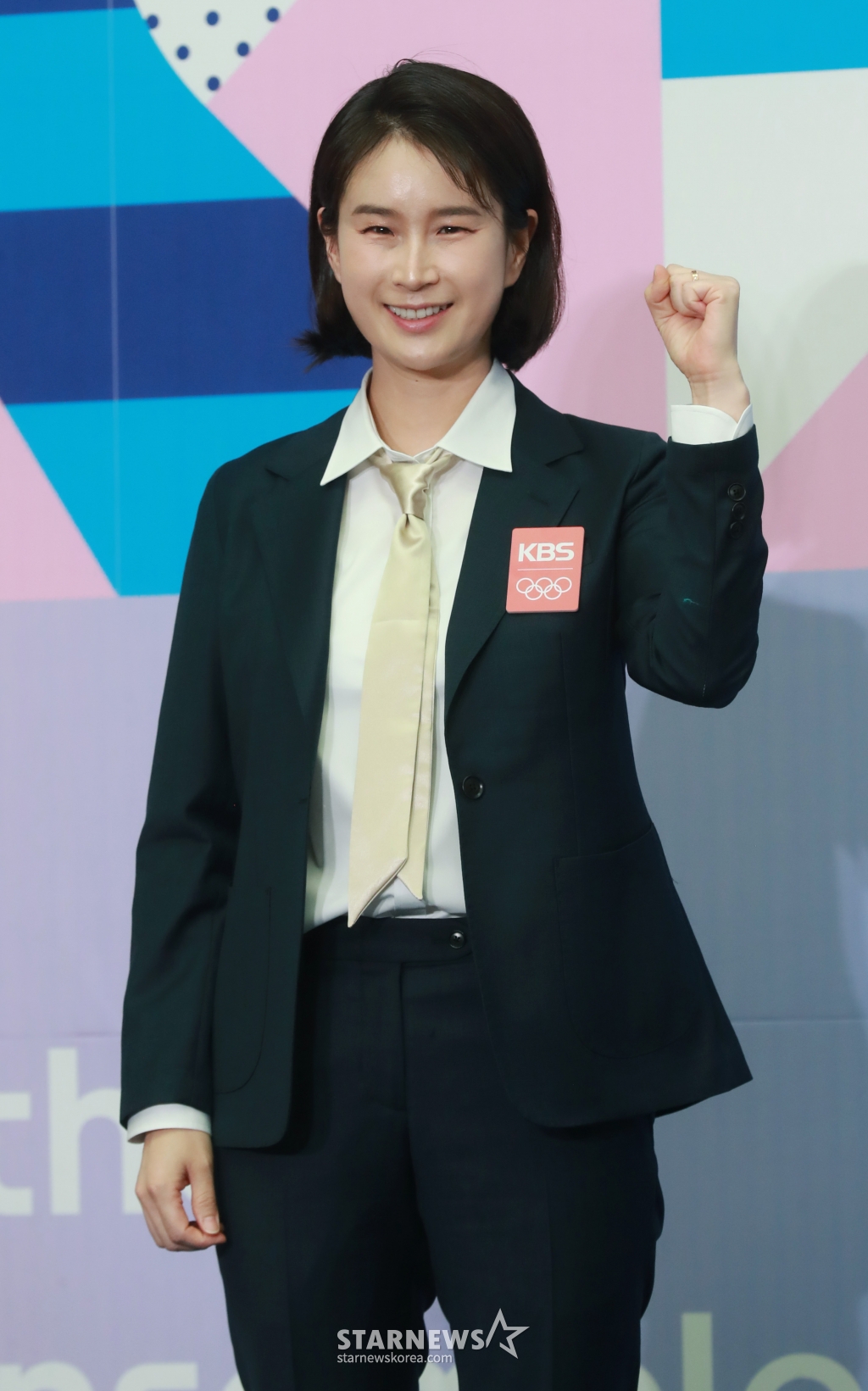 양궁 전 국가대표 기보배가 26일 오전 서울 여의도 KBS에서 진행된 '2024 파리하계올림픽 KBS 방송단' 발대식에 참석해 포즈를 취하고 있다. /2024.06.26 /사진=이동훈