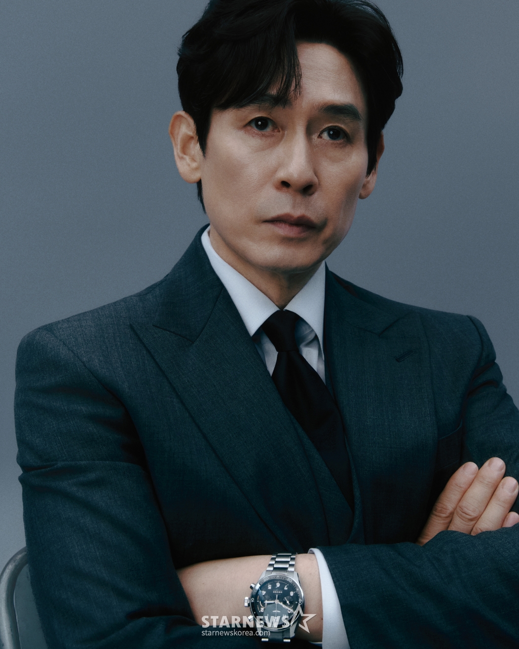 넷플릭스 오리지널 시리즈 '돌풍'의 주연배우 설경구가 3일 오전 진행된 라운드 인터뷰를 위해 포즈를 취하고 있다. /사진제공=넷플릭스 2024.07.03 /사진=이동훈