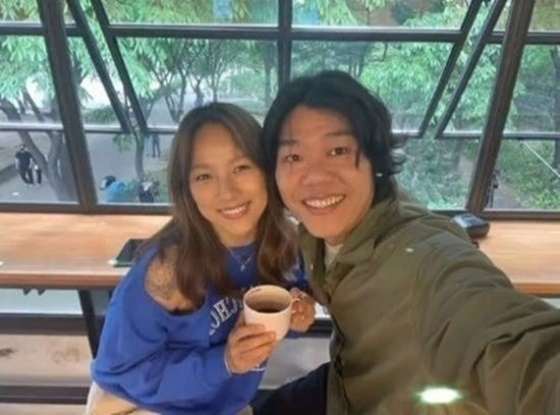 왼쪽부터 이효리, 이상순 부부 /사진=이상순 카페 인스타그램
