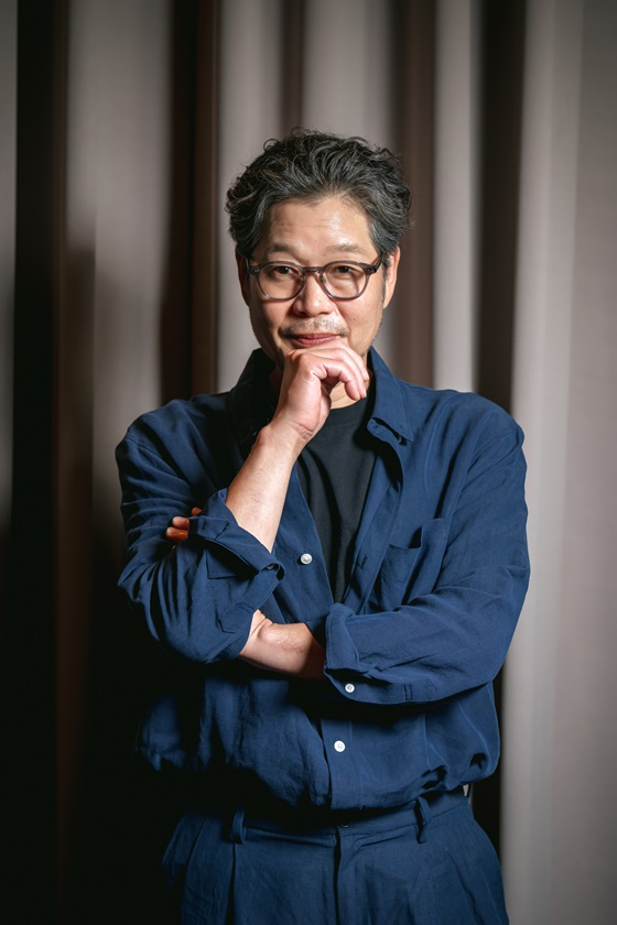 유재명