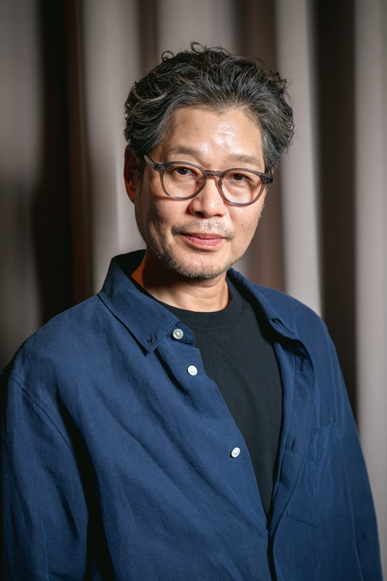유재명 /사진=STUDIO X+U