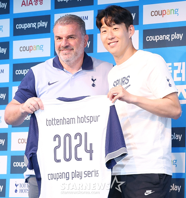 엔제 포스테코글루 감독과 손흥민. /사진=김진경 대기자