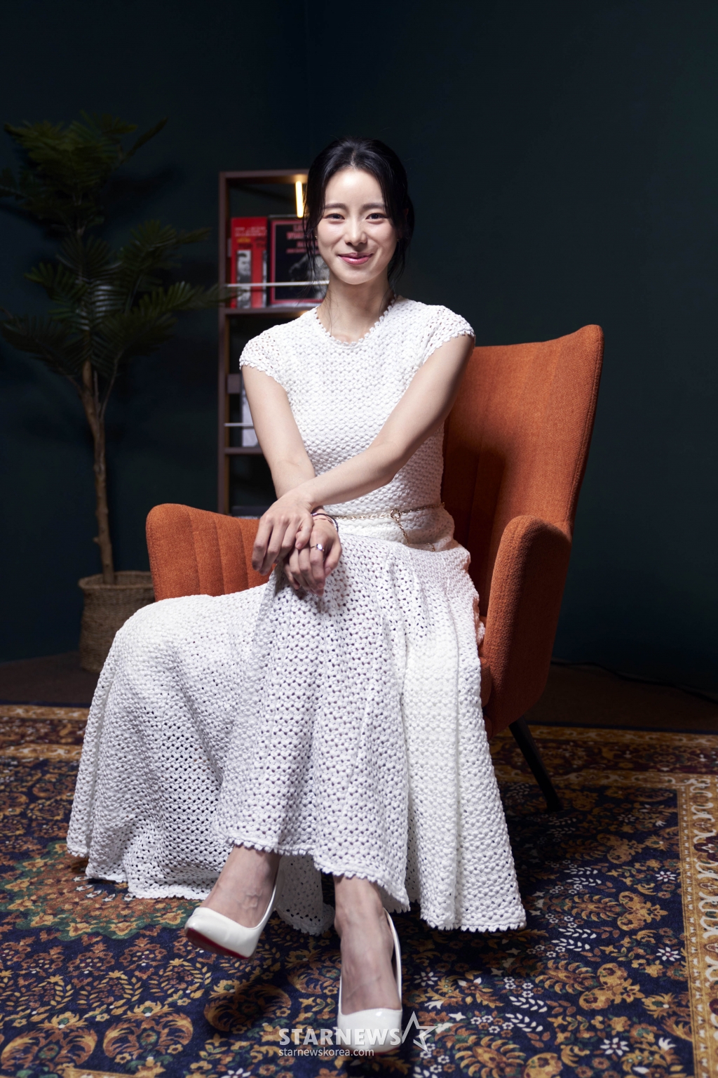 배우 임지연이 영화 '리볼버' 개봉을 앞두고 가진 언론 인터뷰에 앞서 포즈를 취하고 있다. 2024.08.01 (사진=플러스엠 엔터테이먼트) /사진=임성균