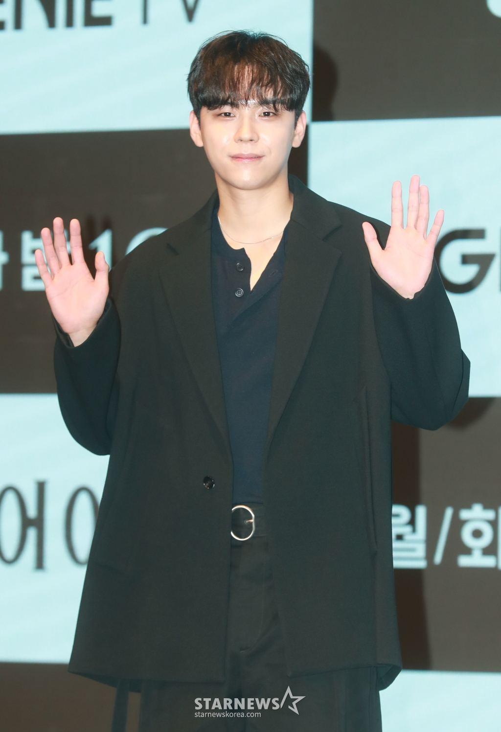 배우 김도훈이 12일 오후 서울 구로구 더 세인트에서 진행된 지니TV 드라마 '유어 아너' 제작발표회에 참석해 포즈를 취하고 있다. 자식을 위해 괴물이 되기로 한 두 아버지의 부성 본능 대치극 '유어 아너'는 오늘(12일) 첫 방송된다. /2024.08.12 /사진=이동훈