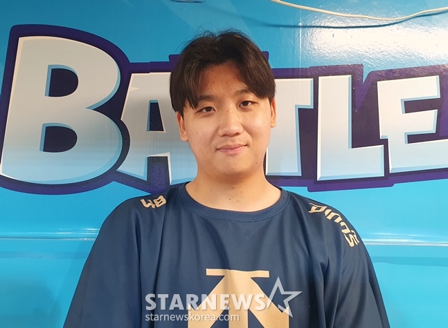 NC 이용준이 3일 창원 키움전 승리 후 인터뷰를 하고 있다. /사진=양정웅 기자