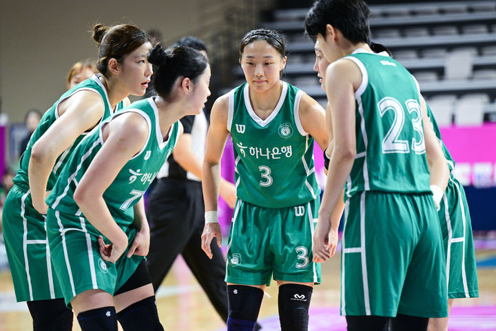 부천 하나은행 선수들. /사진=WKBL 제공
