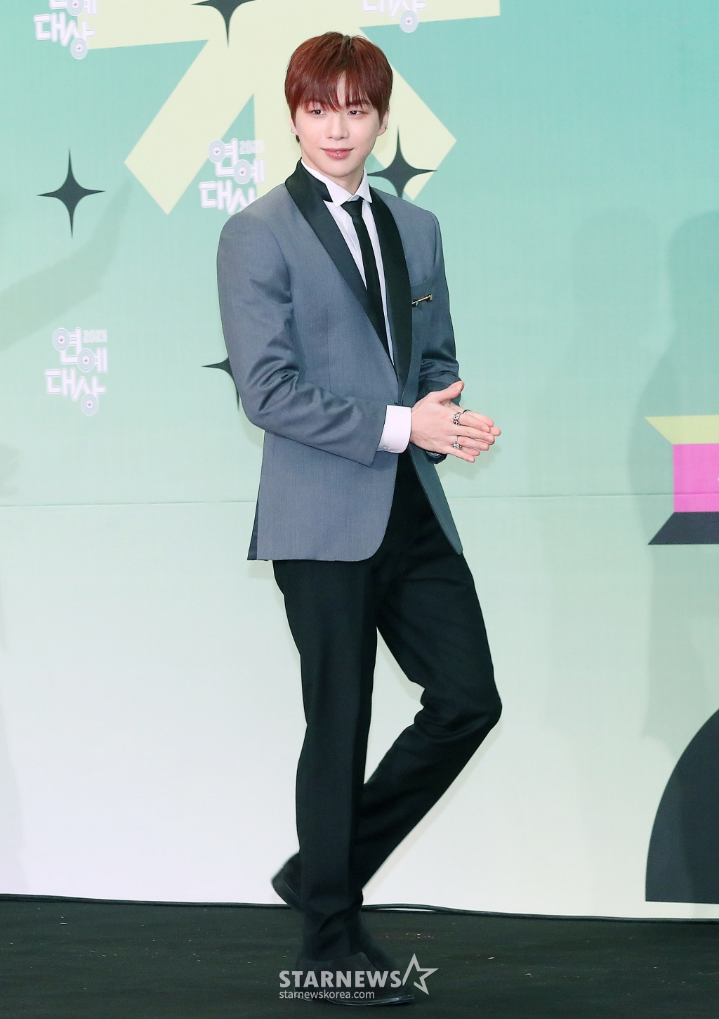 가수 강다니엘이 23일 오후 서울 영등포구 여의도동 KBS 신관홀에서 진행된 '2023 KBS 연예대상' 레드카펫에 참석하고 있다. 2023.12.23 /사진=김창현