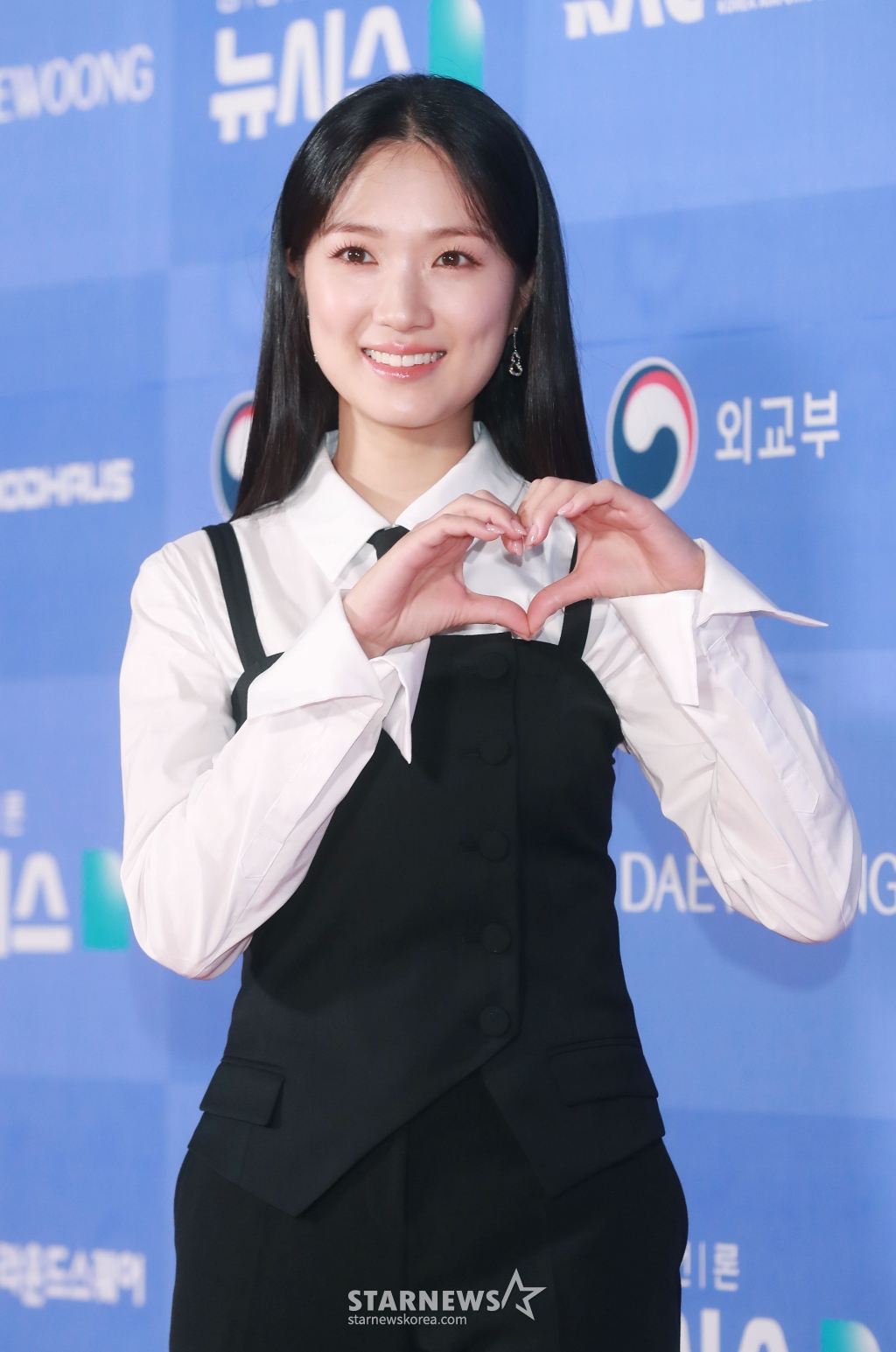 배우 김혜윤이 22일 오후 서울 역삼동 조선 팰리스 호텔에서 진행된 '제6회 뉴시스 한류엑스포’(2024 K-엑스포)에 참석해 포즈를 취하고 있다. /2022.08.22 /사진=이동훈