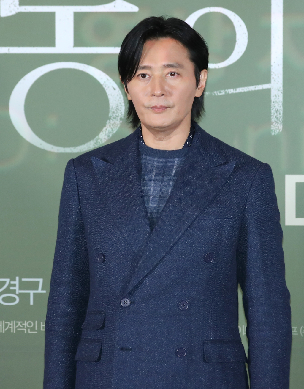 (서울=뉴스1) 권현진 기자 = 배우 장동건이 24일 서울 용산 cgv에서 열린 영화 '보통의 가족'(감독 허진호) 언론시사회에 참석해 포즈를 취하고 있다. '보통의 가족'은 서로 다른 신념의 두 형제 부부가 우연히 끔찍한 비밀을 마주하게 되면서 벌어지는 이야기를 그린 작품이다. 2024.9.24/뉴스1 ⓒ News1 권현진 기자 Copyright (C) 뉴스1. All rights reserved. 무단 전재 및 재배포, AI학습 이용 금지. /사진=(서울=뉴스1) 권현진 기자