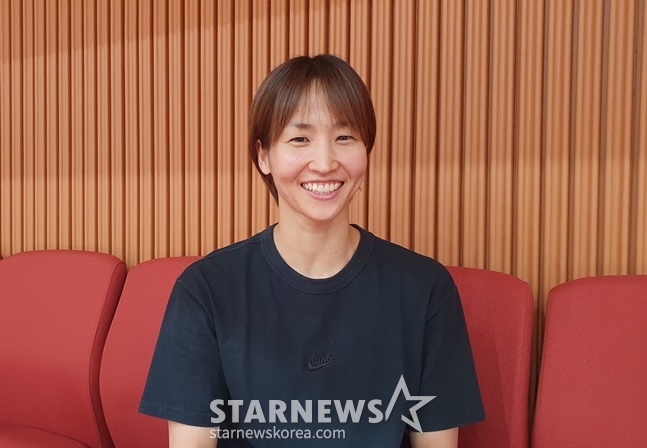 BNK 이이지마 사키가 스타뉴스와 인터뷰를 하고 있다. /사진=양정웅 기자