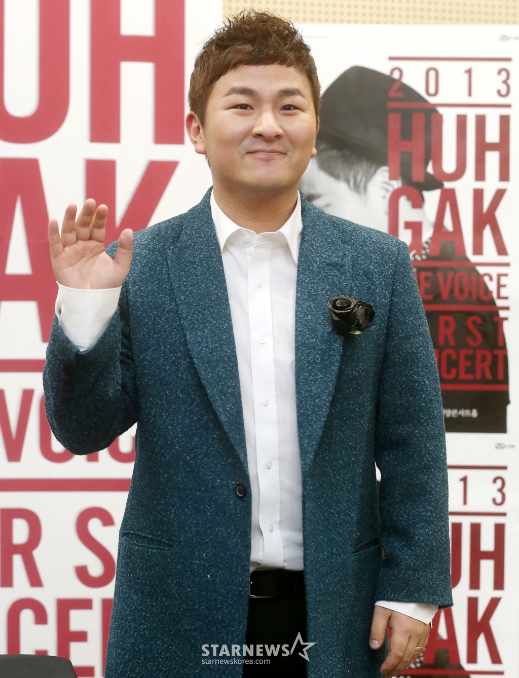 가수 허각이 디지털미니앨범 'Reminisce'로 컴백한 가운데 15일 오후 서울 연세대학교 백양콘서트홀에서 열리는 콘서트를 앞두고 기자회견을 갖고 있다. /사진=홍봉진기자 honggga@